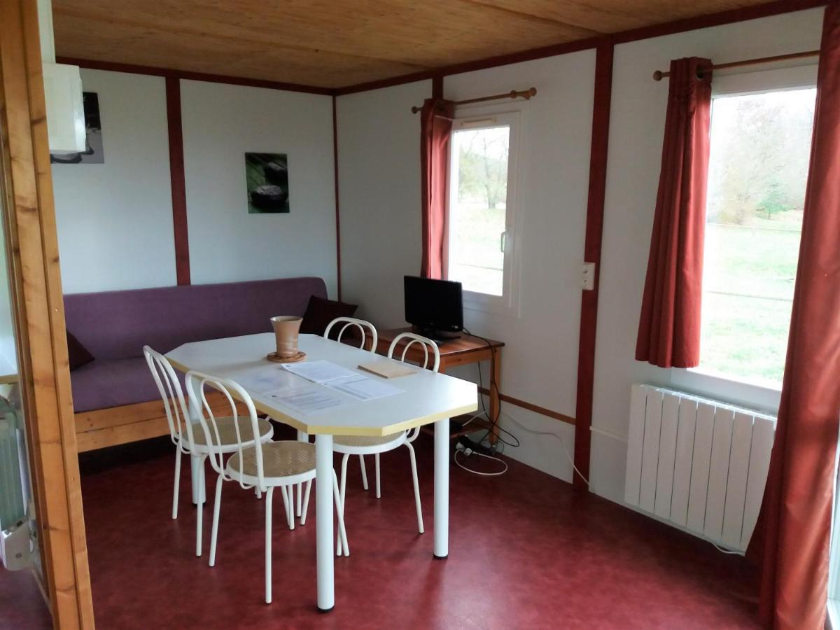 Les Chalets Du Quignon Autry-le-Chatel Zewnętrze zdjęcie