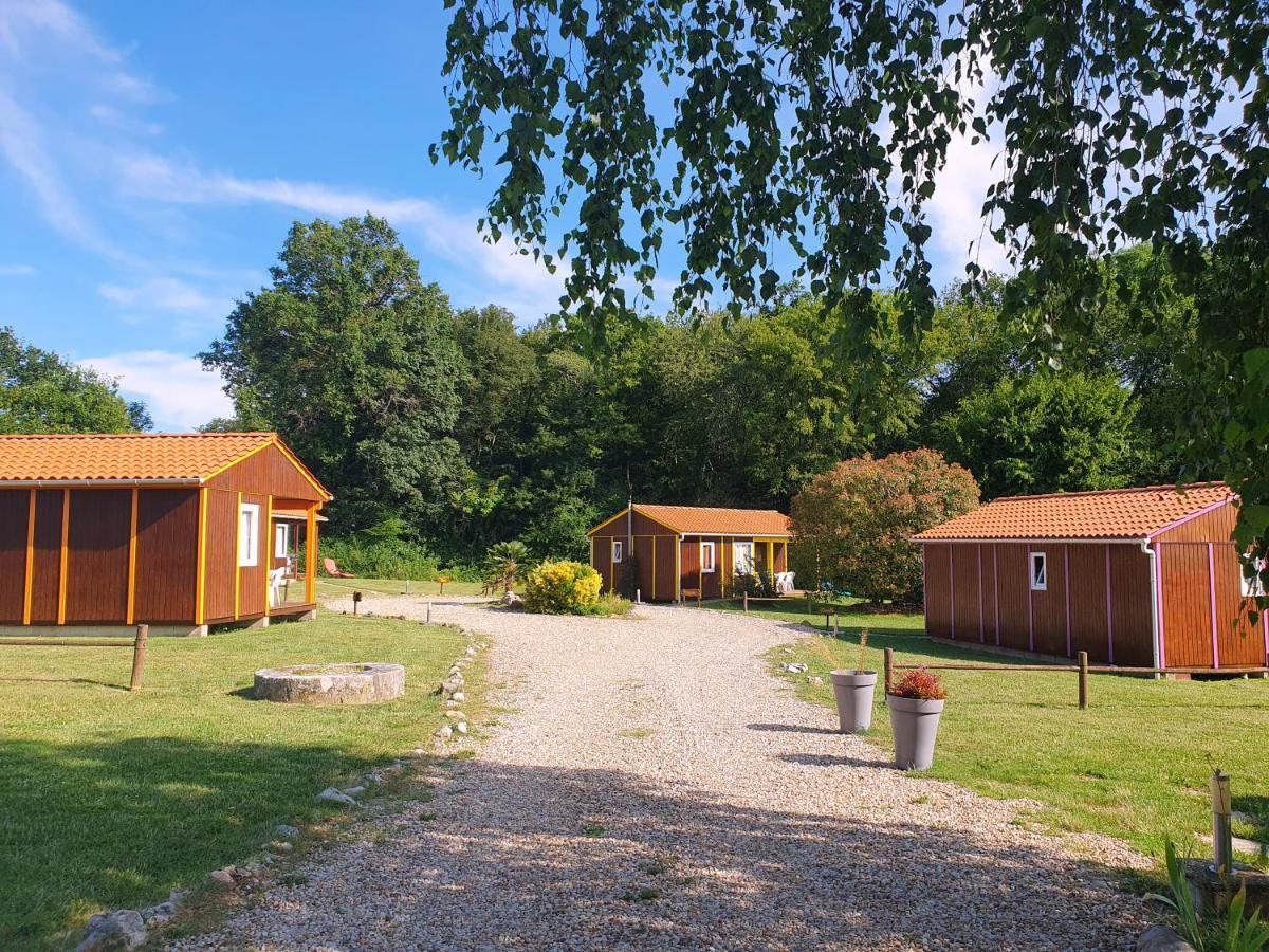 Les Chalets Du Quignon Autry-le-Chatel Zewnętrze zdjęcie
