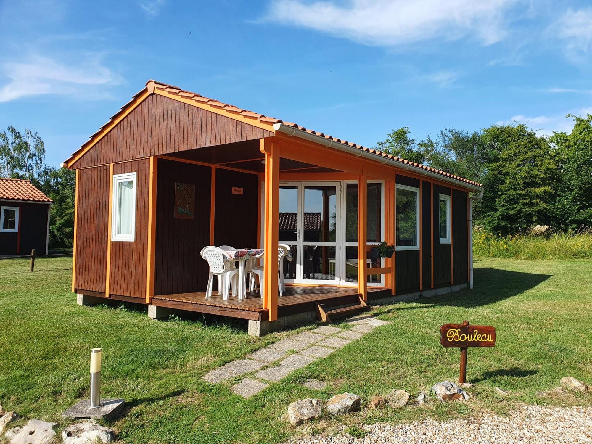 Les Chalets Du Quignon Autry-le-Chatel Zewnętrze zdjęcie