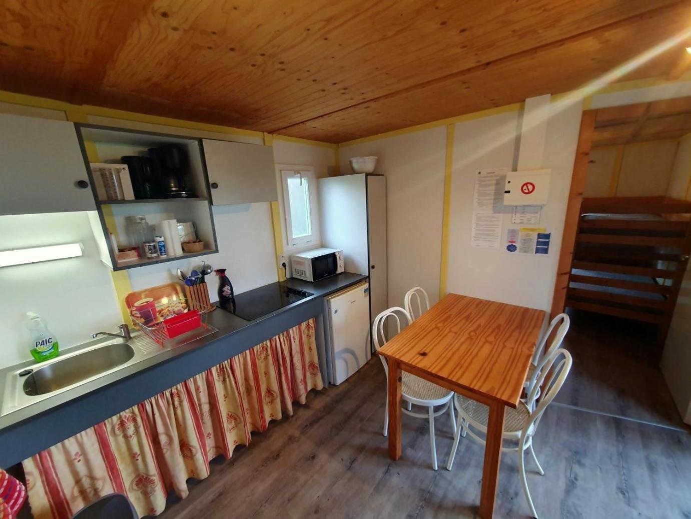 Les Chalets Du Quignon Autry-le-Chatel Pokój zdjęcie