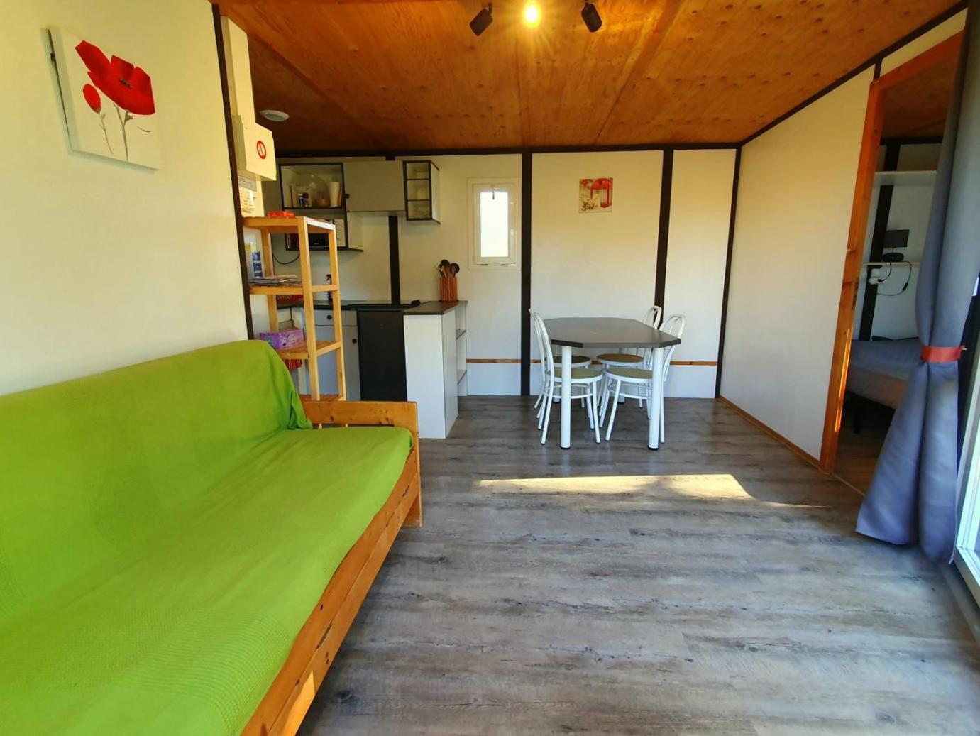 Les Chalets Du Quignon Autry-le-Chatel Zewnętrze zdjęcie